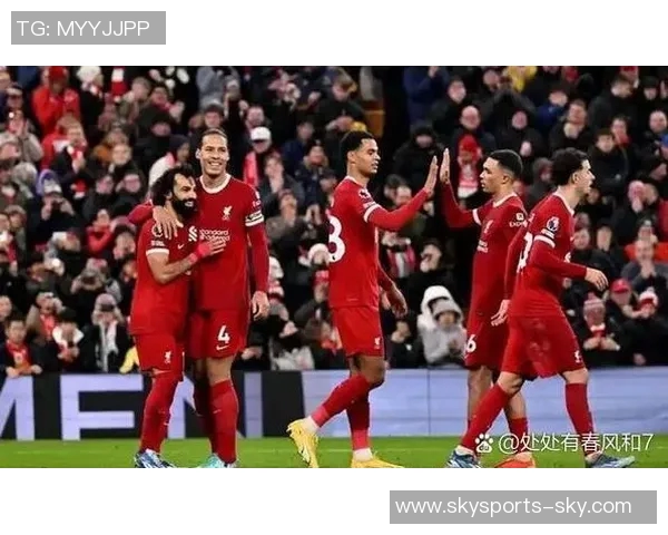 友谊赛精彩对决AC米兰与曼联战成平局神扑瞬间震撼全场